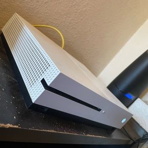 Xbox 1 S